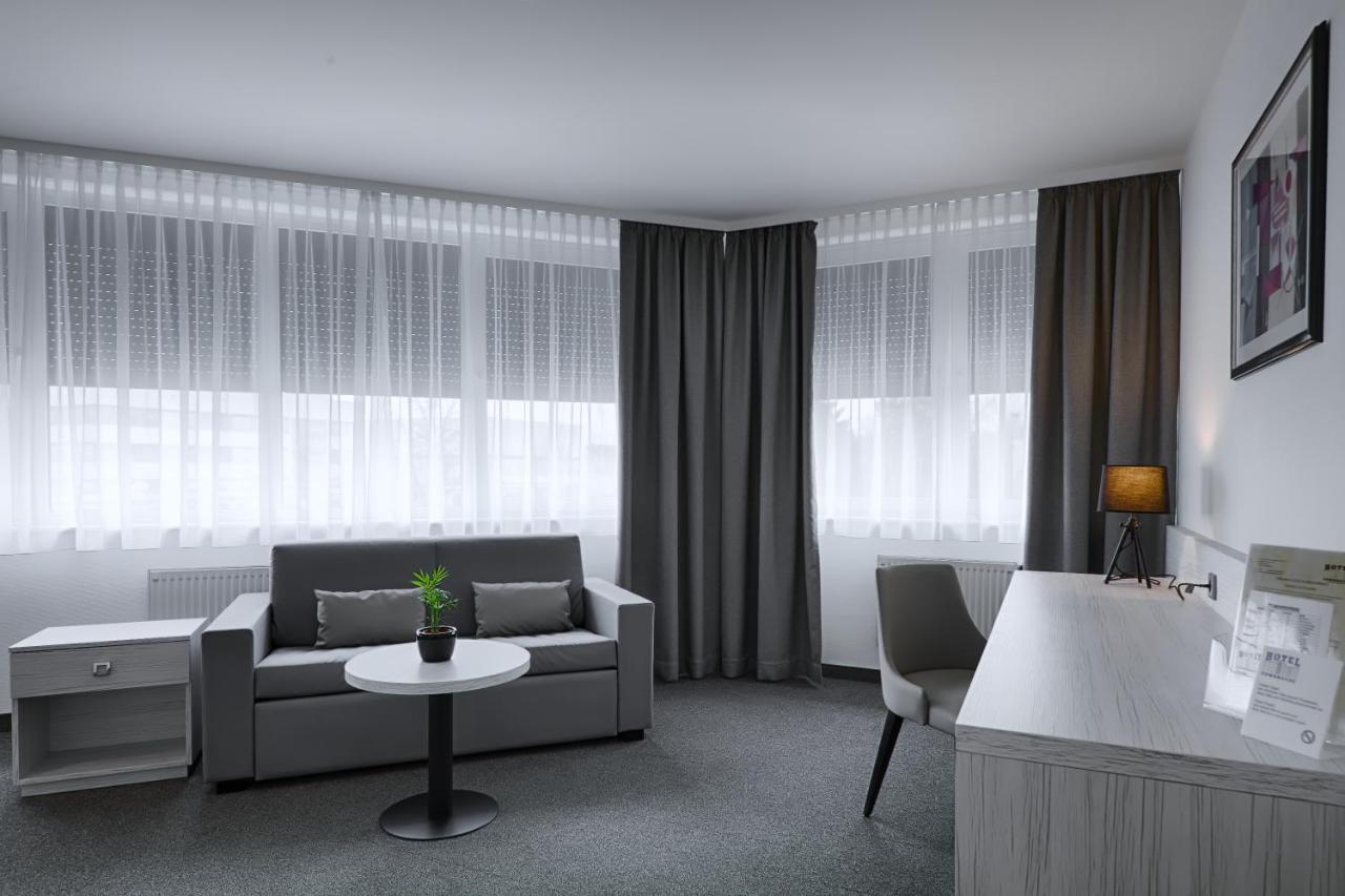 Hotel Townhouse Далевиц Экстерьер фото